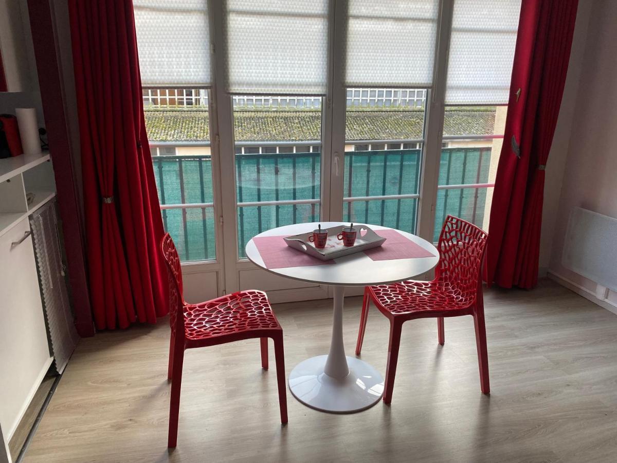 Le Tréport Studio Avec Parking Prive Au Coeur Du Treport מראה חיצוני תמונה
